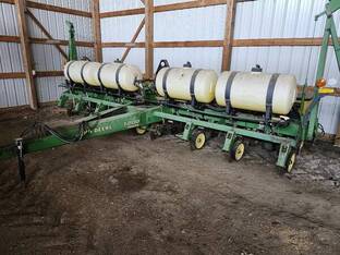 1994 John Deere 7200