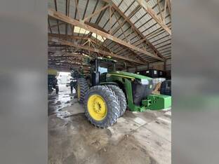 2022 John Deere 8R 310