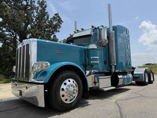 2023 Peterbilt 389