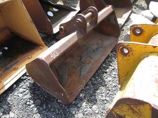 H & H DITCHING BUCKET