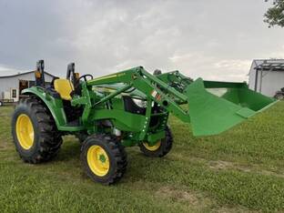 2023 John Deere 4052M
