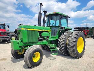 1977 John Deere 4630