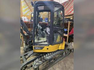 2022 John Deere 35G