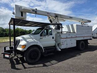 2011 Ford F750 SD