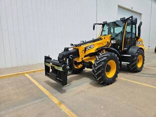 2026 JCB TM320