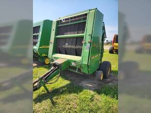 John Deere 535