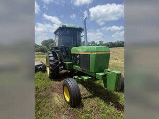 1973 John Deere 4230