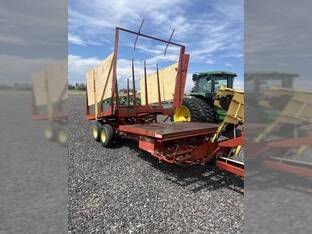 New Holland 1032