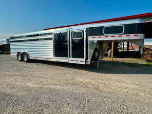 2027 Elite Livestock Show Trailer