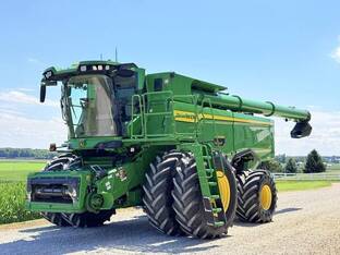 2025 John Deere S7 900