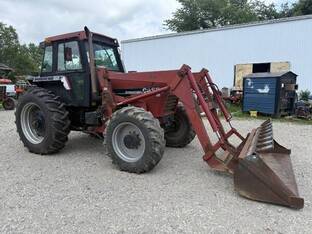 Case IH 1896