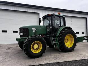John Deere 7220