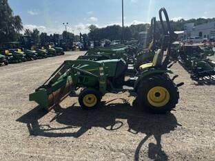2012 John Deere 2520