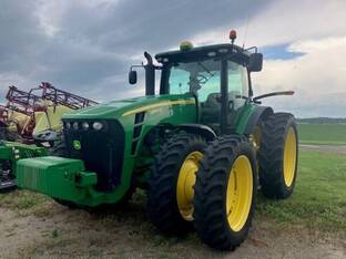 2010 John Deere 8320R