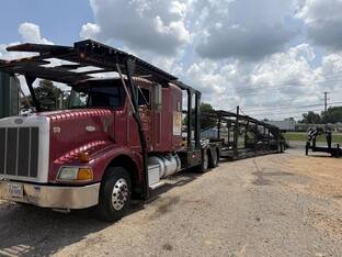 1998 Peterbilt 385