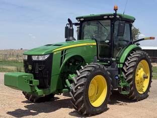 2020 John Deere 8270R