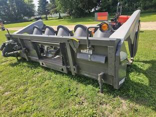 2017 Gleaner 3206