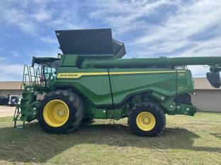 2024 John Deere X9 1100