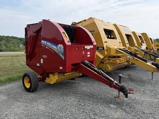 2011 New Holland ROLL-BELT 450 UTILITY