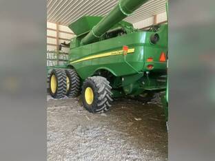 2017 John Deere S680