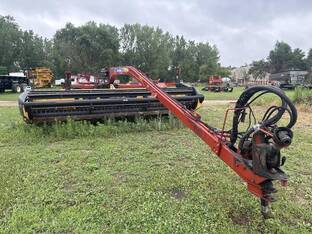 2012 New Holland H7150