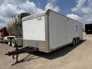 2012 FORMULA TRAILERS 28 FT ENCLOSED