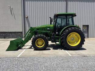 2024 John Deere 6105E Cab