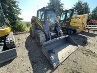 2023 New Holland L334