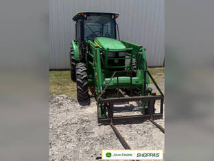 2017 John Deere 5085E