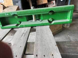 John Deere NEW SU22902 WEIGHT SUPPORT