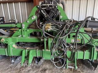 2016 John Deere 1725