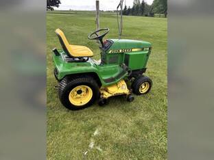 1986 John Deere 318