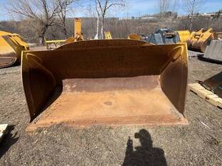 2024 John Deere WL BKT 624 P