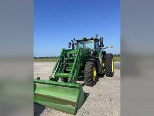 2024 John Deere 6R 215