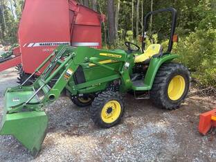 2012 John Deere 3032E