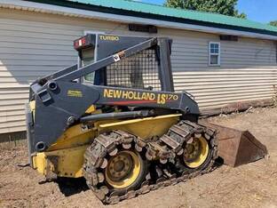 2000 New Holland LS170