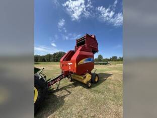 2013 New Holland BR7070