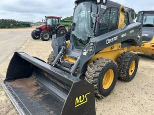 2020 John Deere 332G