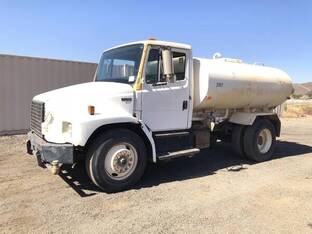 1999 Freightliner FL70