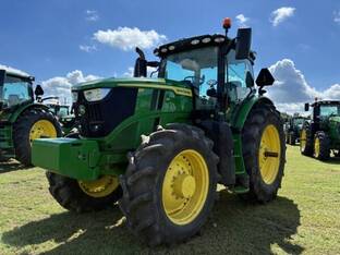 2024 John Deere 6R 215