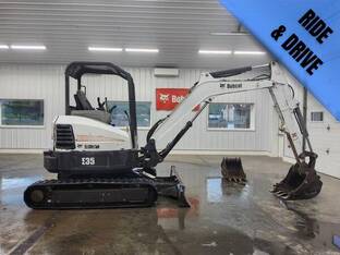 2011 Bobcat E35