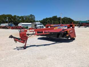 2013 New Holland H7230