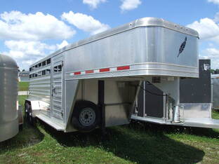 2017 Featherlite 8117