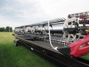2023 MacDon Industries FD235