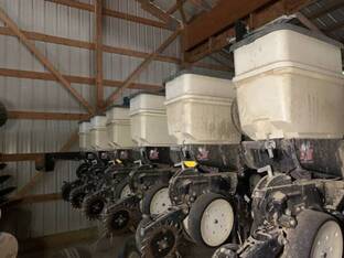 2012 Kinze 3500
