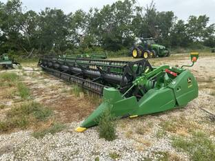 2022 John Deere 635F