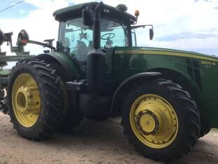 2014 John Deere 8310R