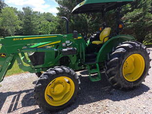 2022 John Deere 5075E