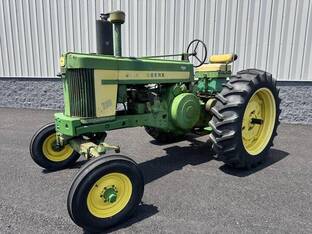 1958 John Deere 720