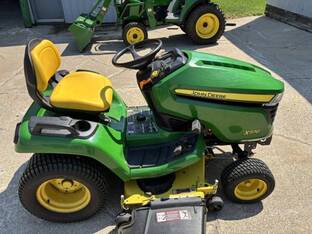 2016 John Deere X570